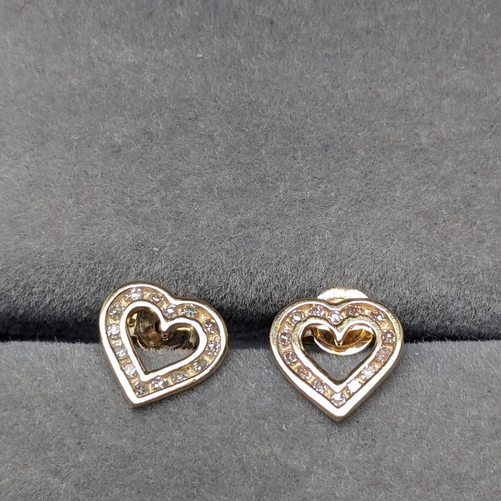 10k Gold Diamond Heart Earrings Vintage 1980s 28 Natural Diamonds Romantic